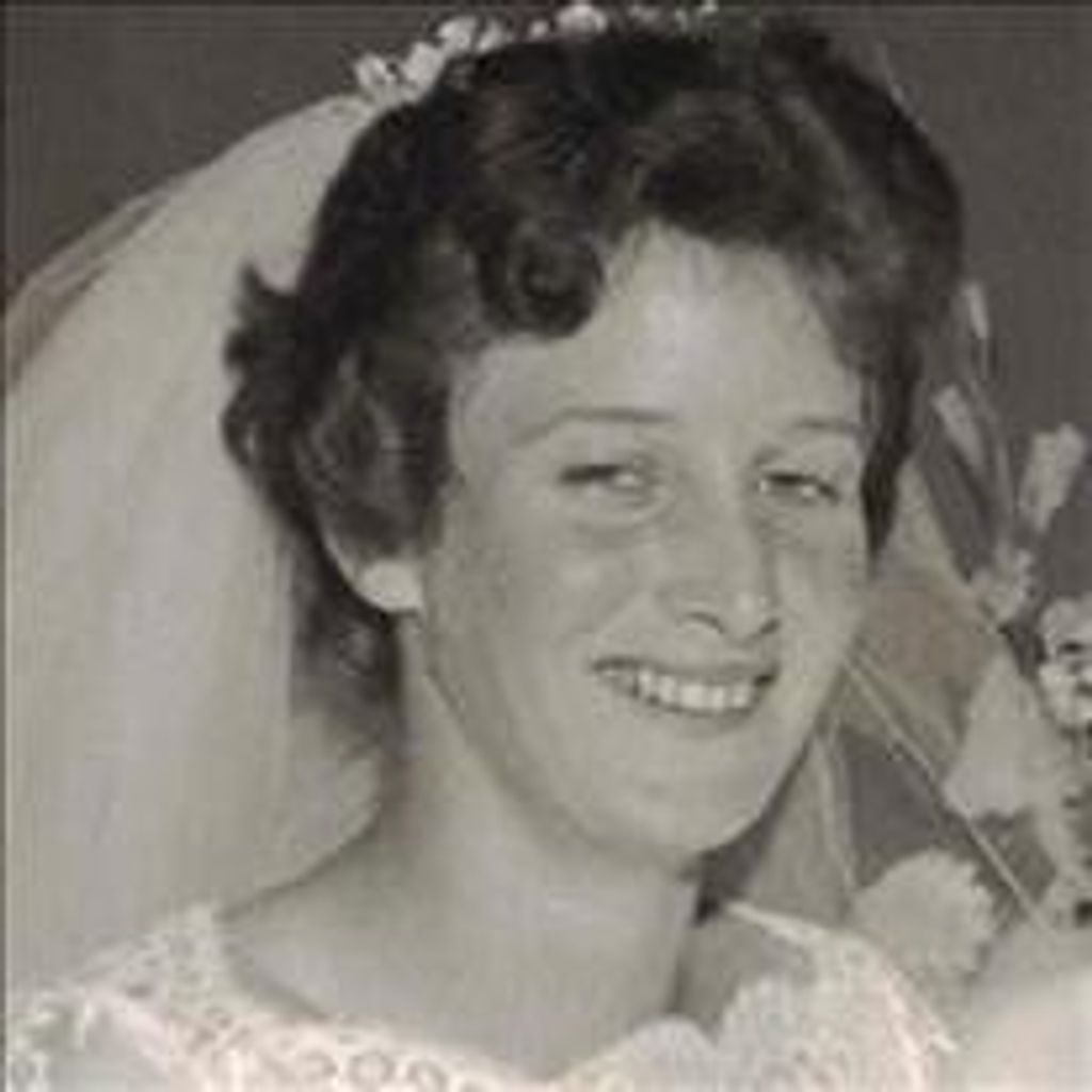 Janell B Pinder