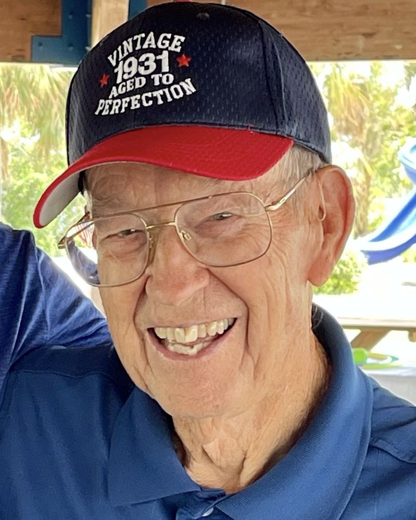 Lloyd Gene Holt Profile Photo