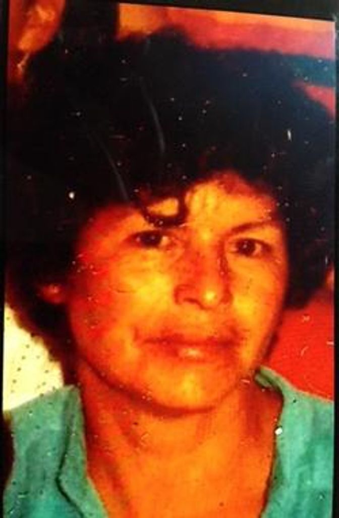 Amelia Laborin Flores Profile Photo
