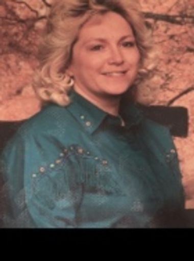 Patricia Hartwell 'Pat' Simmons Profile Photo