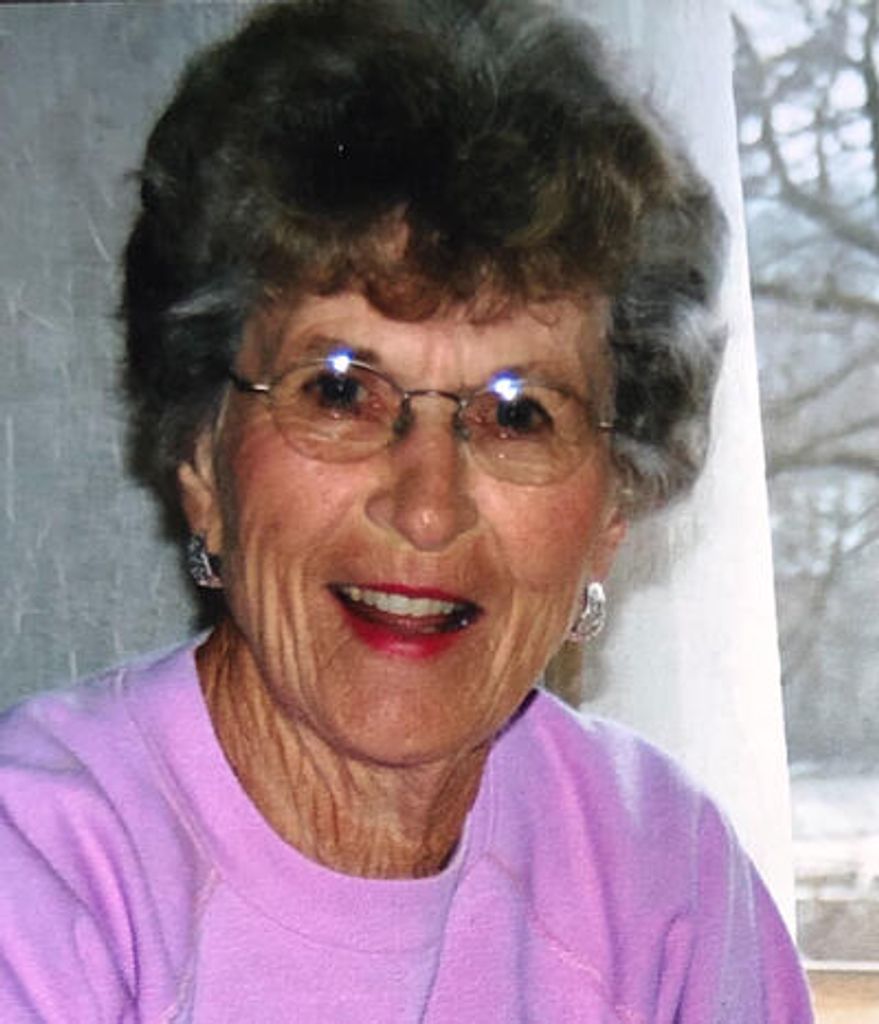 Emma May Devalk Profile Photo