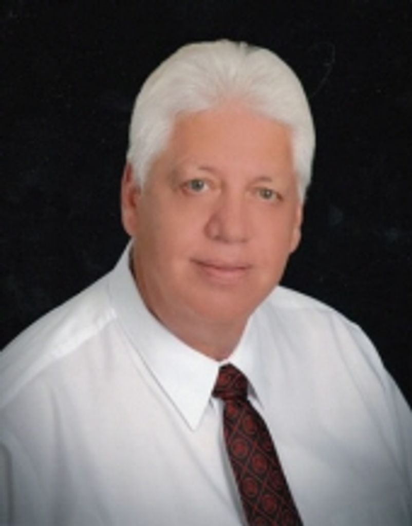 Larry D Ellison, Sr.