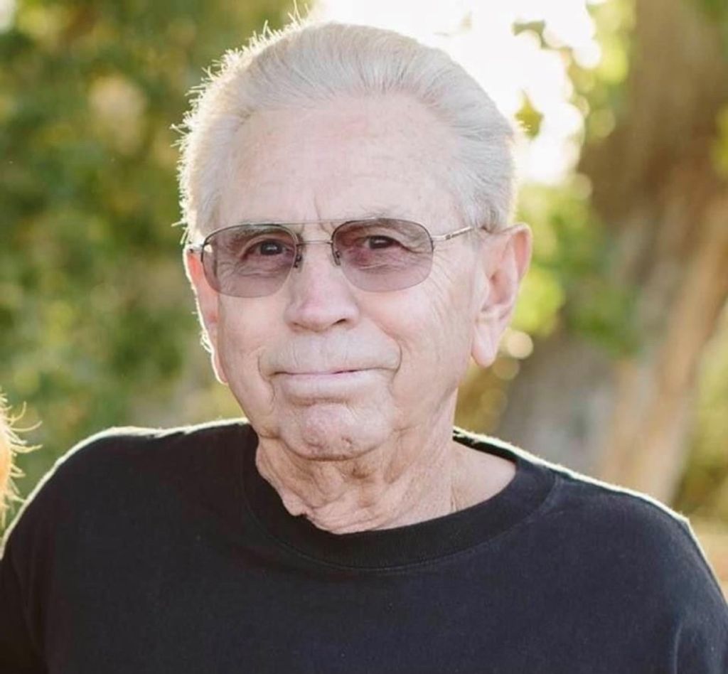 Lloyd Peck Profile Photo