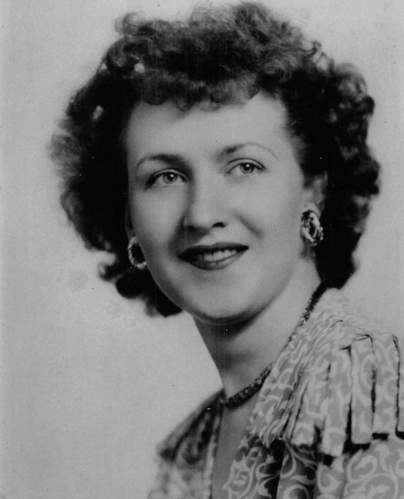 Gloria P Cook