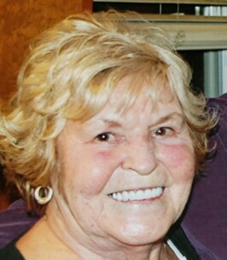 Anna Taylor Profile Photo