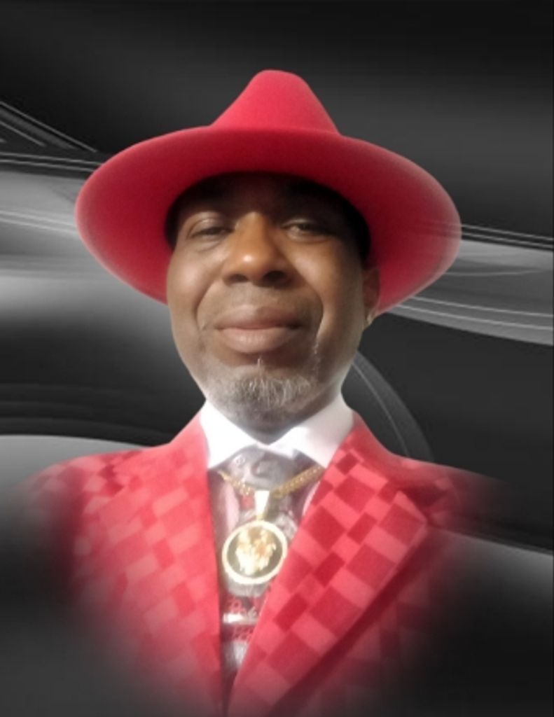 Hamilton   Dennis   Savage  Profile Photo