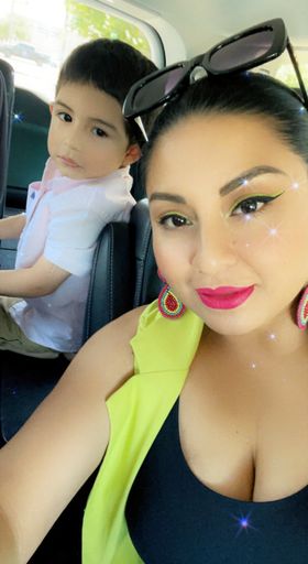 Karen Lizbeth Medellin photo gallery thumbnail 18 of 204