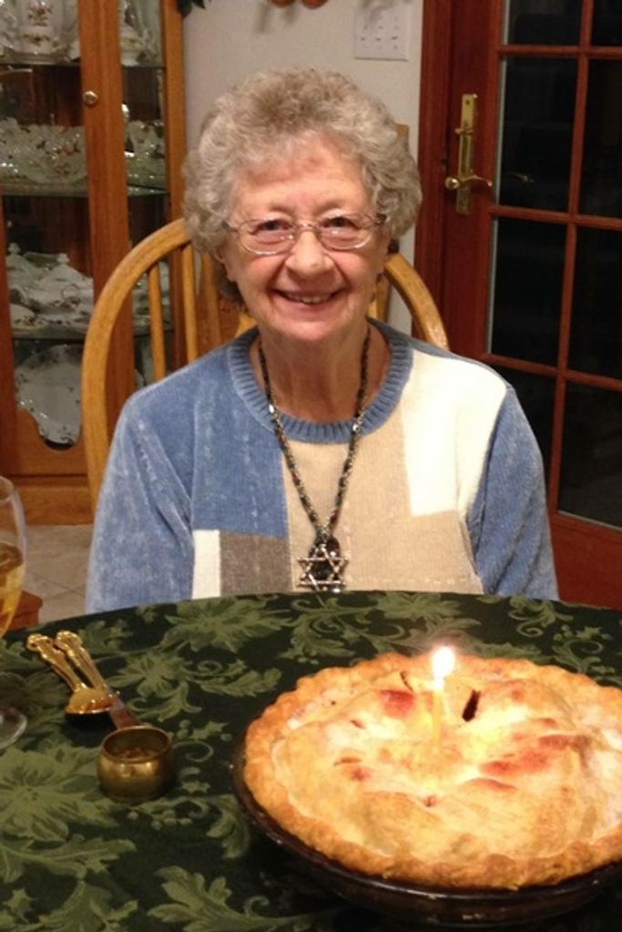 Lois Lorraine Pieper