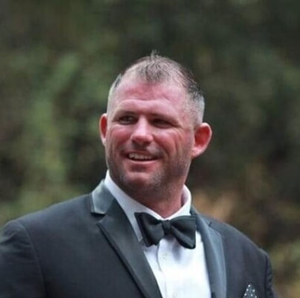 Vincent Nixon Profile Photo