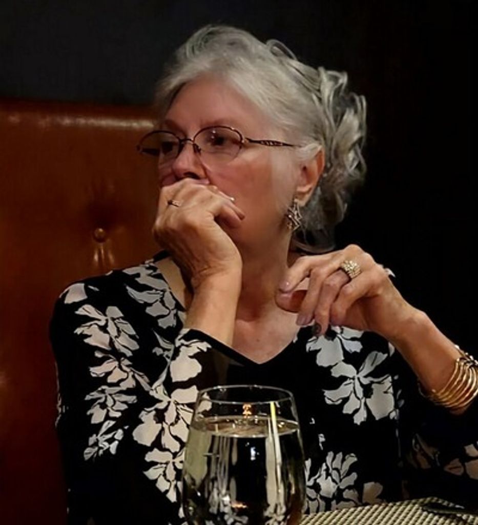 Linda Lee Tropak Profile Photo