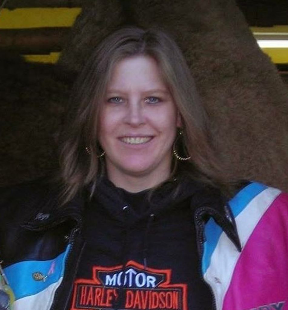 Lisa Lewis