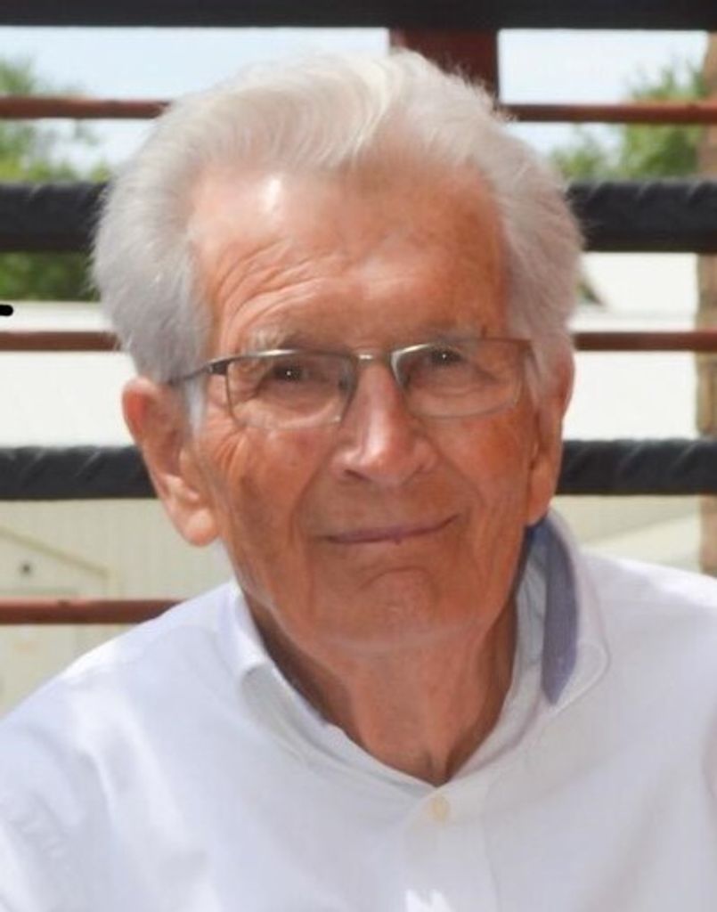 Simon Yoder Profile Photo