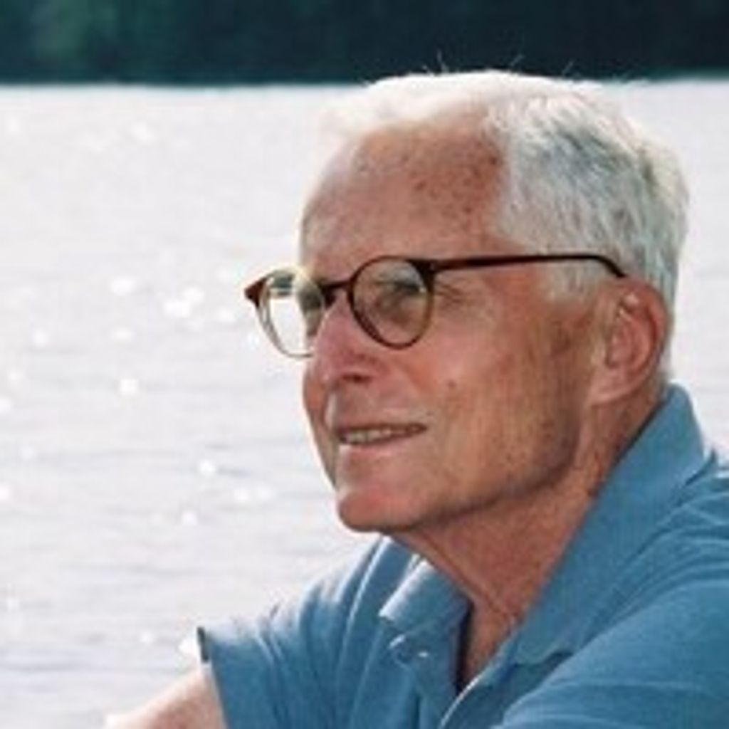 Robert 'Bob' Maguire Profile Photo