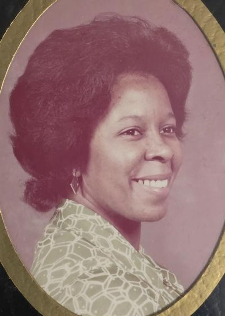 Carolyn Bradford Mickens Profile Photo