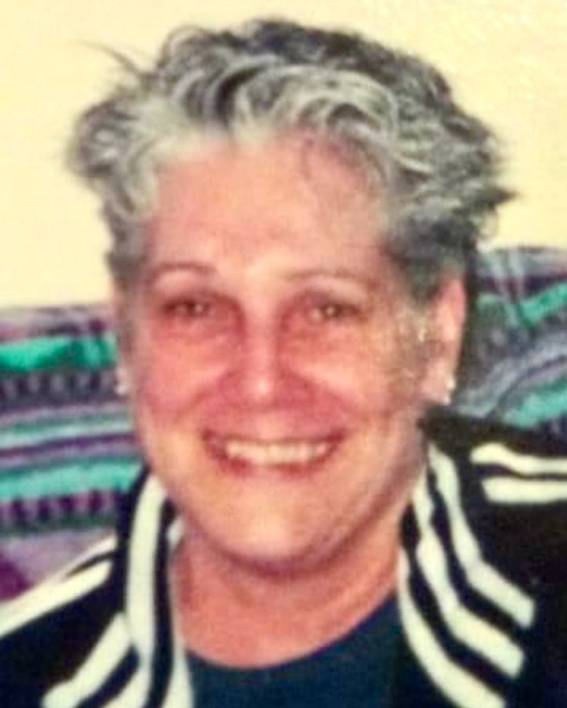 Paula Quinn