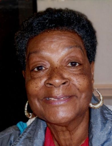 Lucy Simmons Profile Photo