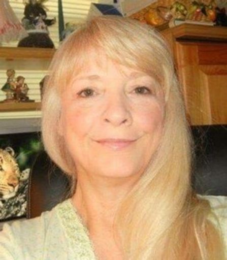 Ava Fox Profile Photo