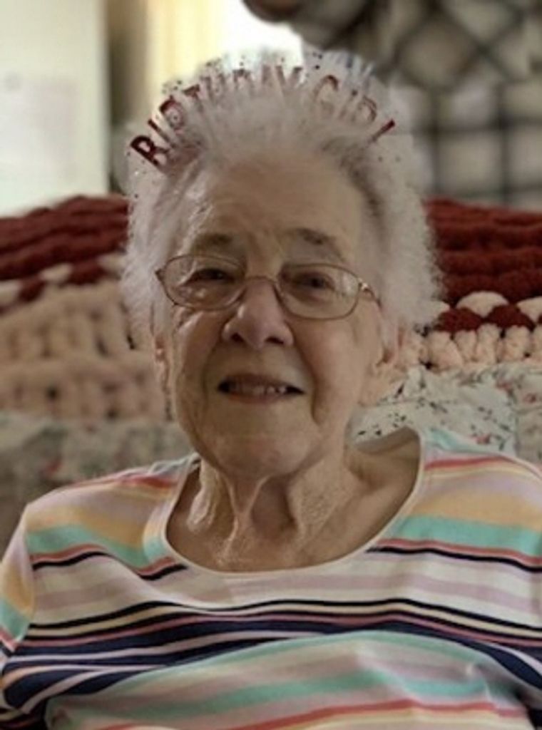 Ella Mae Robinette Profile Photo