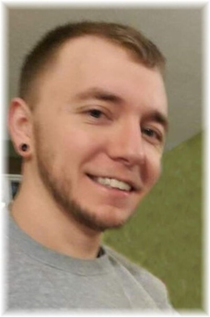 Michael Ryan Short Profile Photo