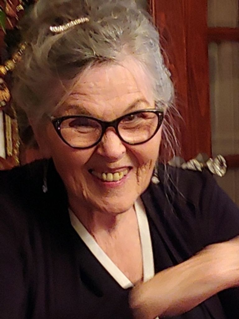 Nancy  Lee Savage