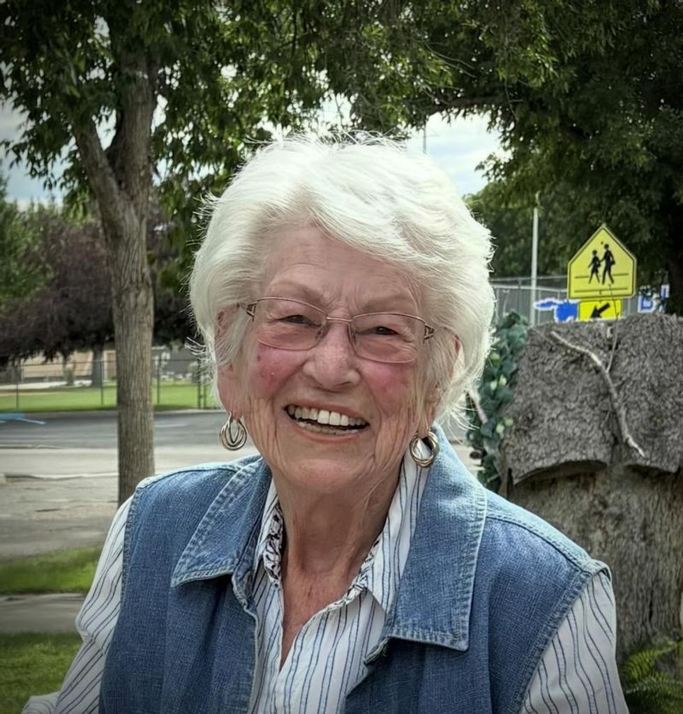 Carole Bernice Bloom Profile Photo
