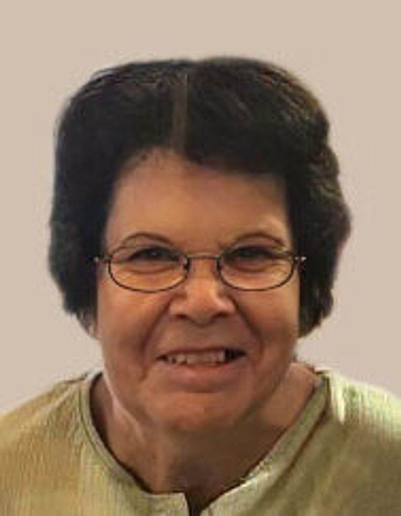 Mary Lou Mickelson Profile Photo