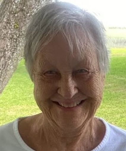 Carolyn Patricia "Pat" (Gay)  Foss photo gallery thumbnail 1 of 108