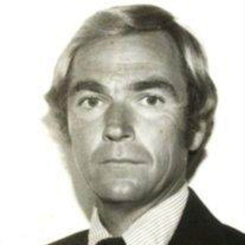 Craig  Robert Stricker