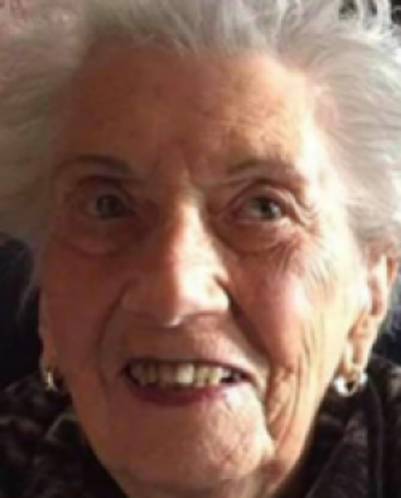 Phyllis (Budreau)  Macdonald