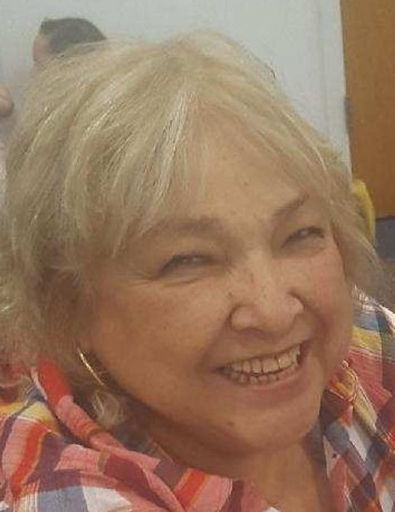 Paula Olga (De La Garza)  Corona