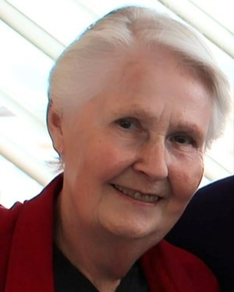 Barbara MacWhirter Profile Photo