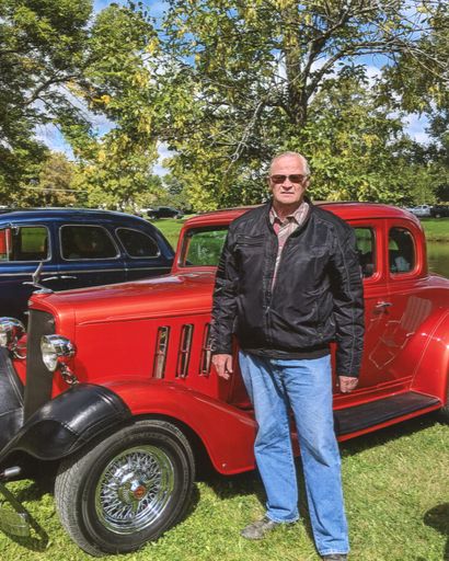 Leon Sand's obituary image