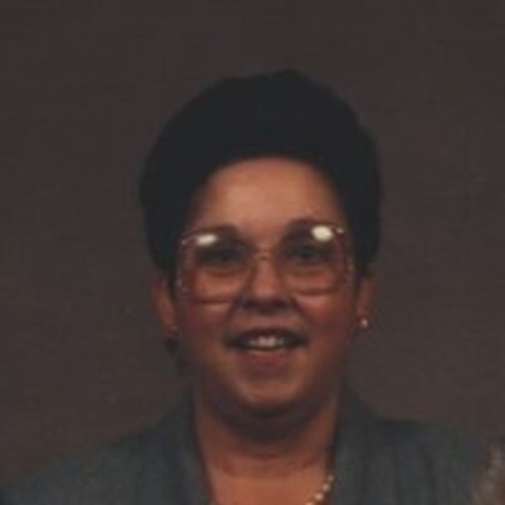 Lucia Valdez