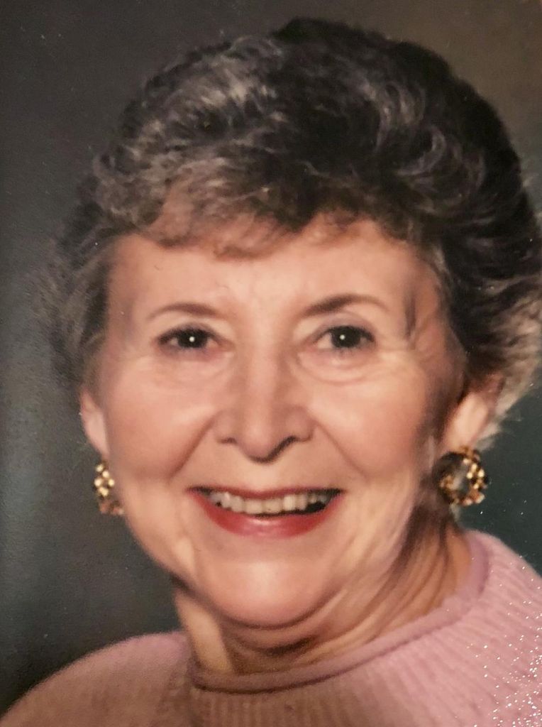 Theresa (Thomas)  Newbauer