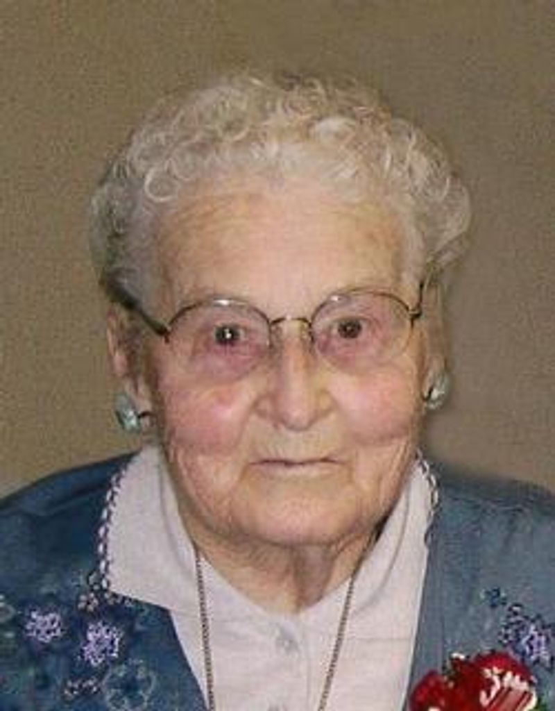 Lucille Maxine Cihak