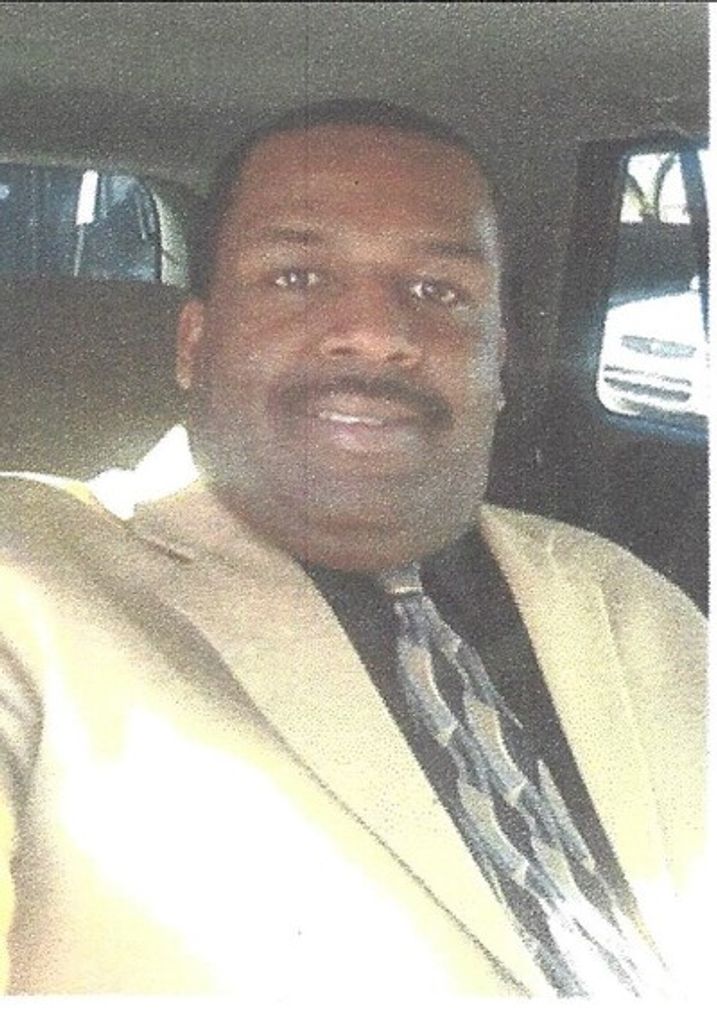 Carvelle Howard Profile Photo