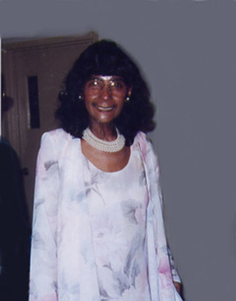 Lillian M. (Meeks)  Middleton