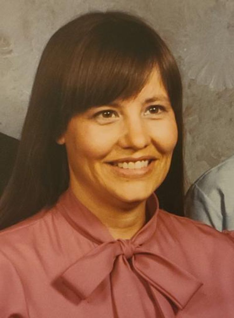 Lynn Ayres Crum Profile Photo
