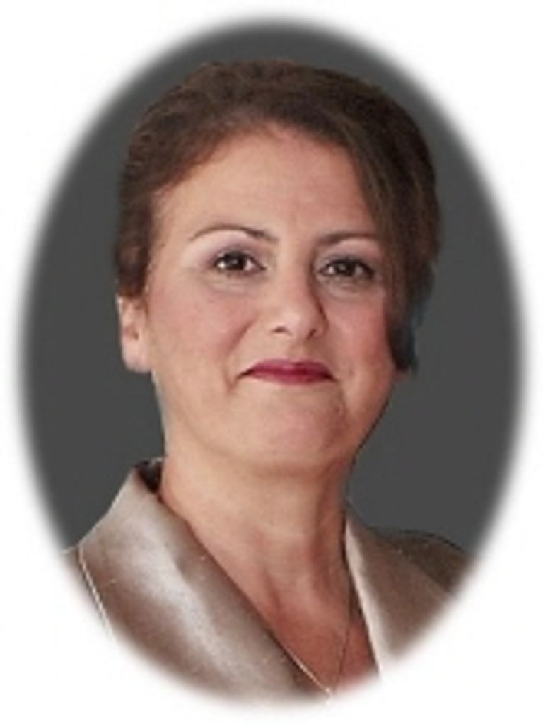 Helen Roussos Profile Photo
