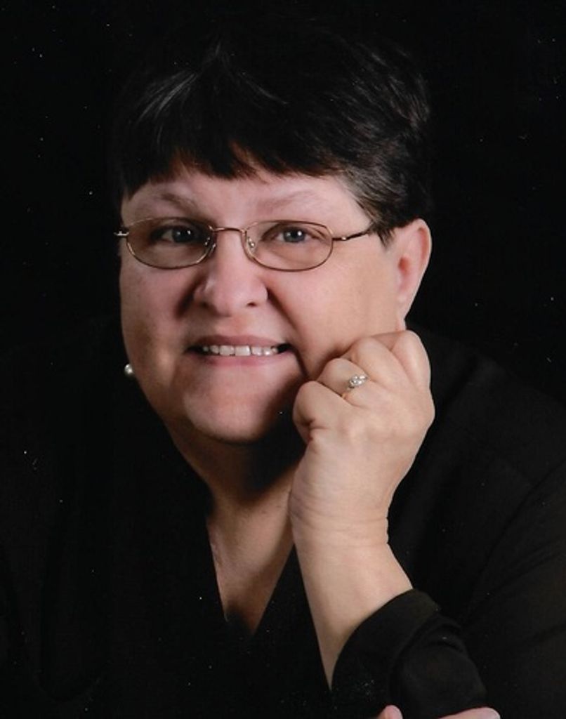 Sandra Holmberg Hall