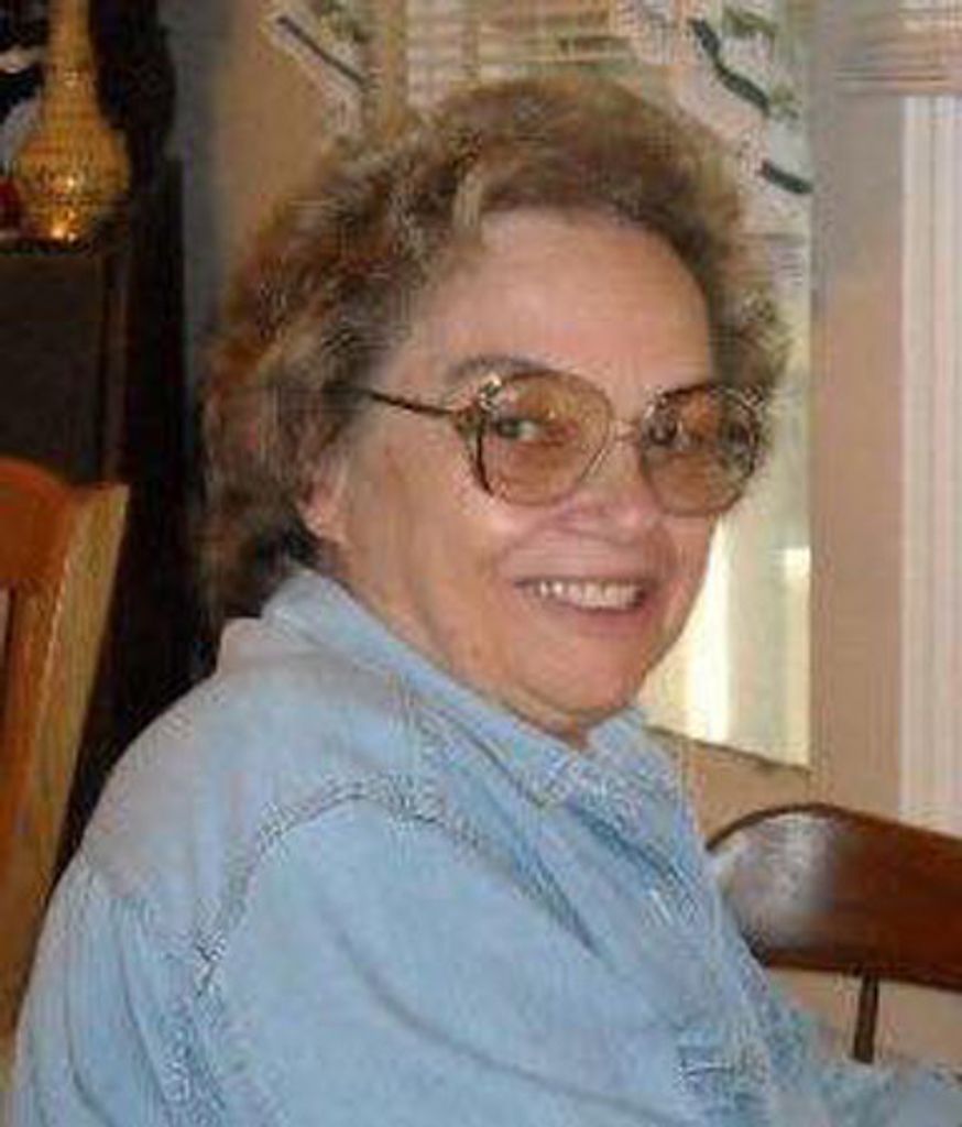 Helen Marie (Carlson)  Roberts