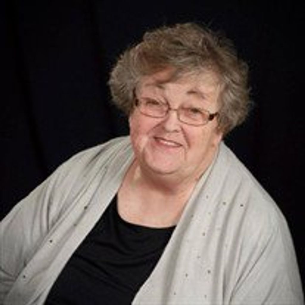 Marta  Parnell Lloyd