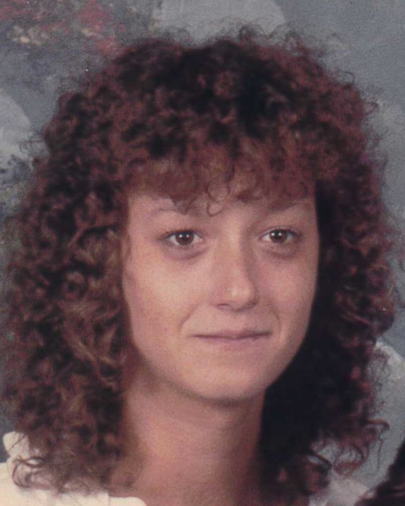 Carolyn Lee Hedges Profile Photo