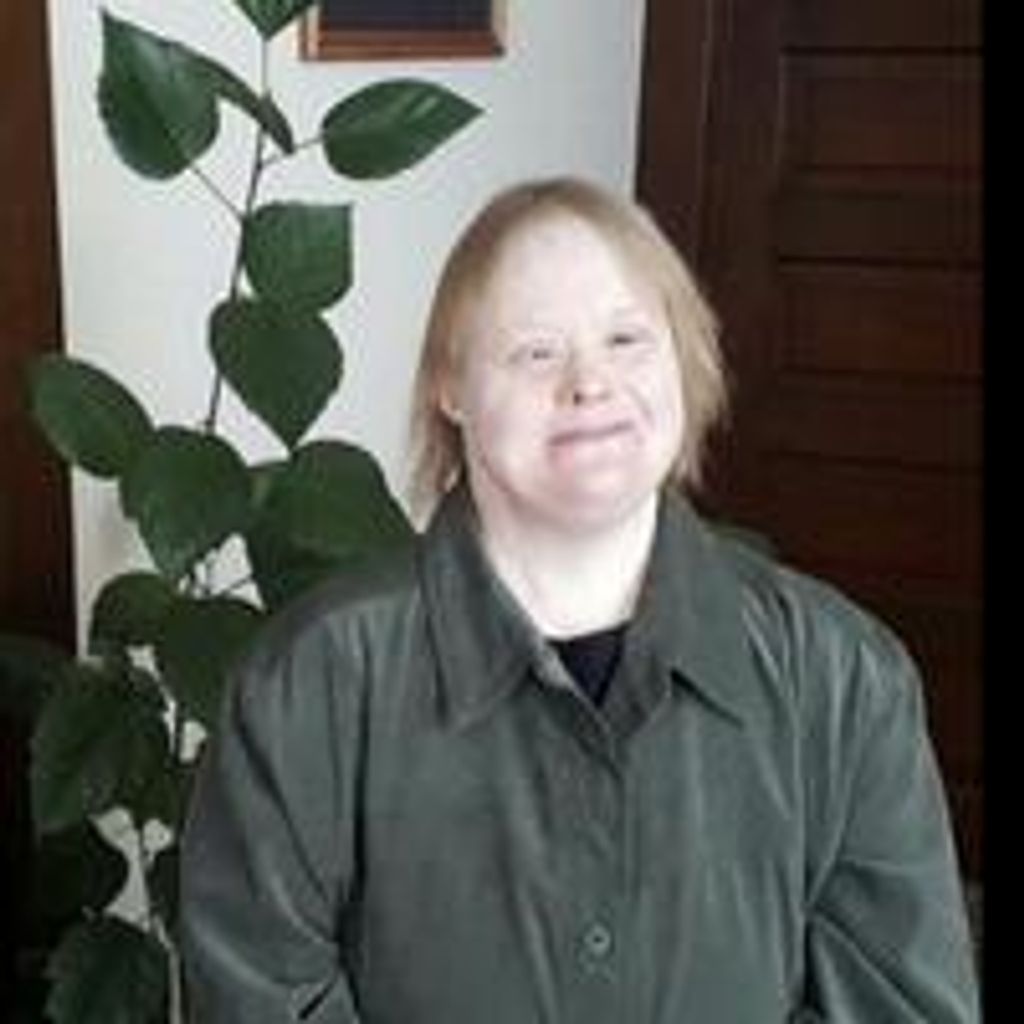 Christine Ann Roe Profile Photo