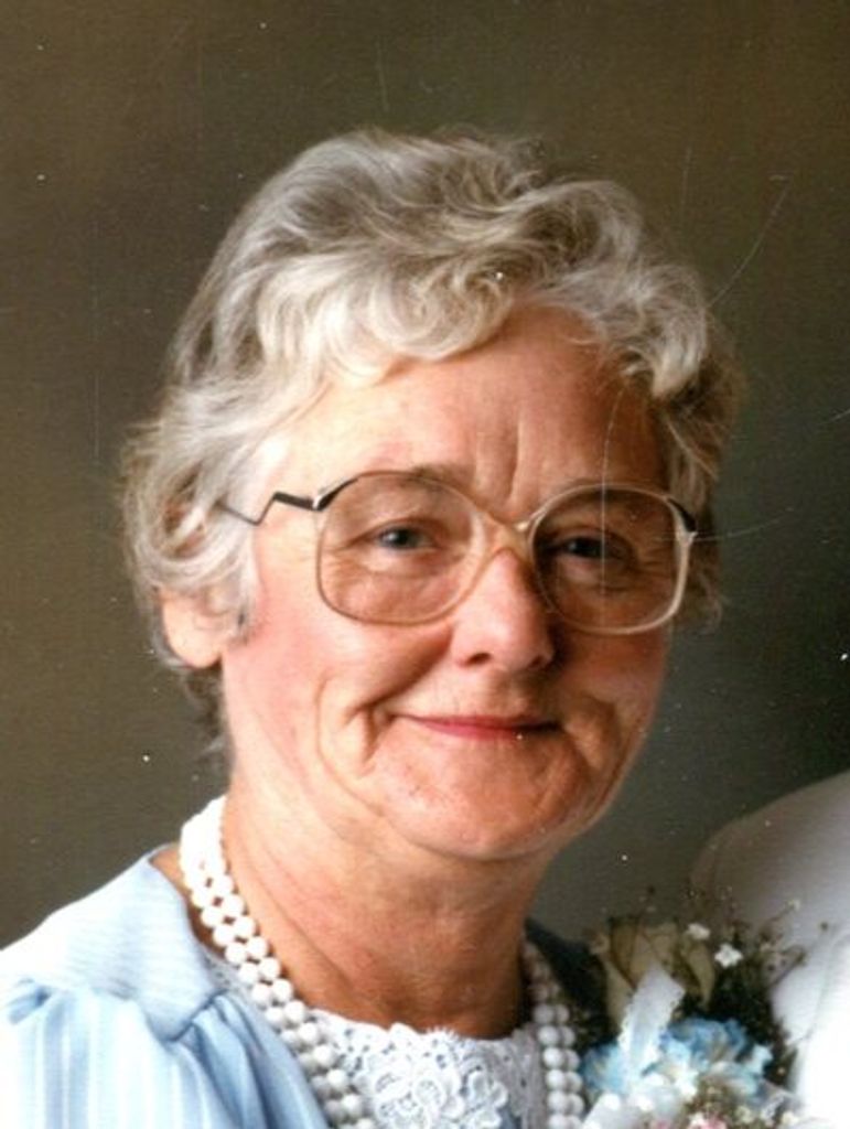 Doris "Dolly" Rita Tripp Profile Photo