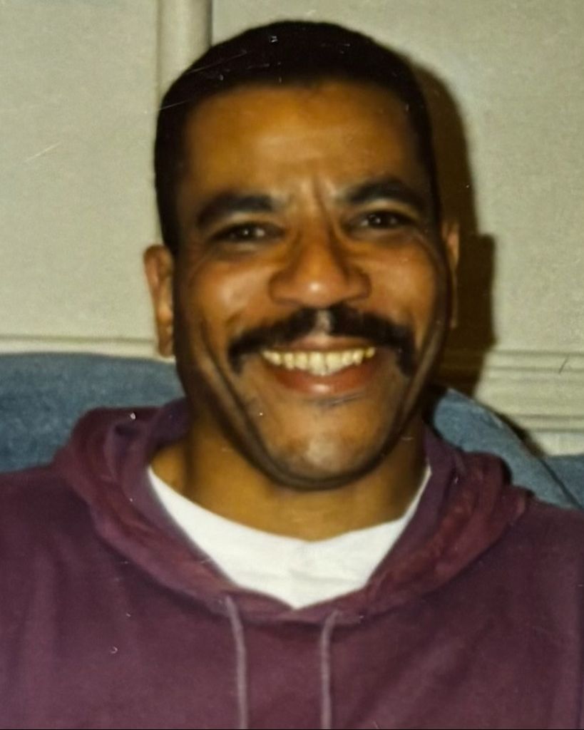 Antone Gomes Profile Photo