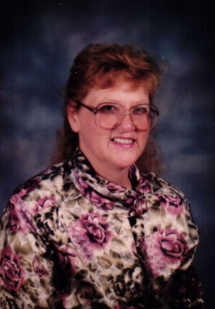 Linda Simpson Quimby Lloyd Profile Photo