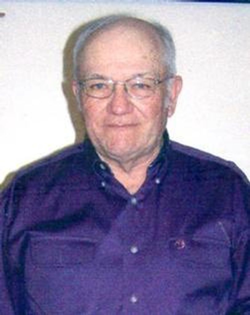 Roger L Crum