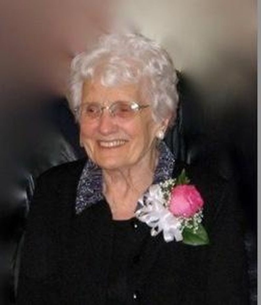 Hazel Evelyn Lightfoot