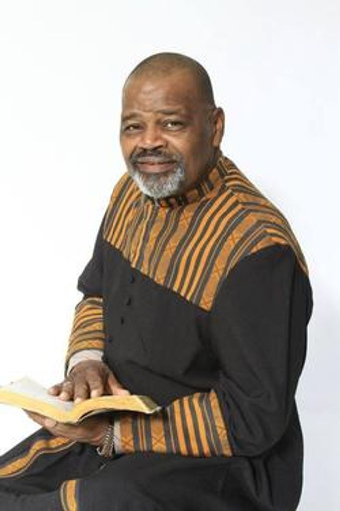 Van Dolan Roberson Profile Photo